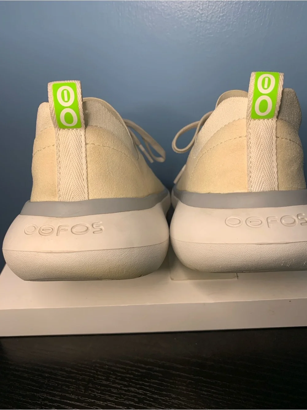 OOFOS Women's Cream & Light Gray Slip-On Athletic Sneakers